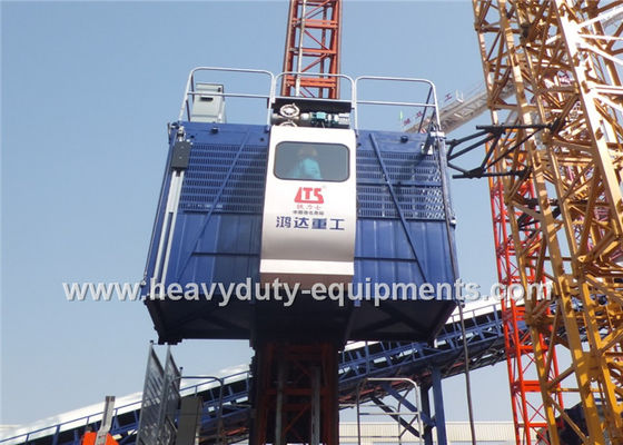 中国 36M / 最低の構造の起重機のエレベーター、建築現場のエレベーターの安全縦の輸送設備 サプライヤー